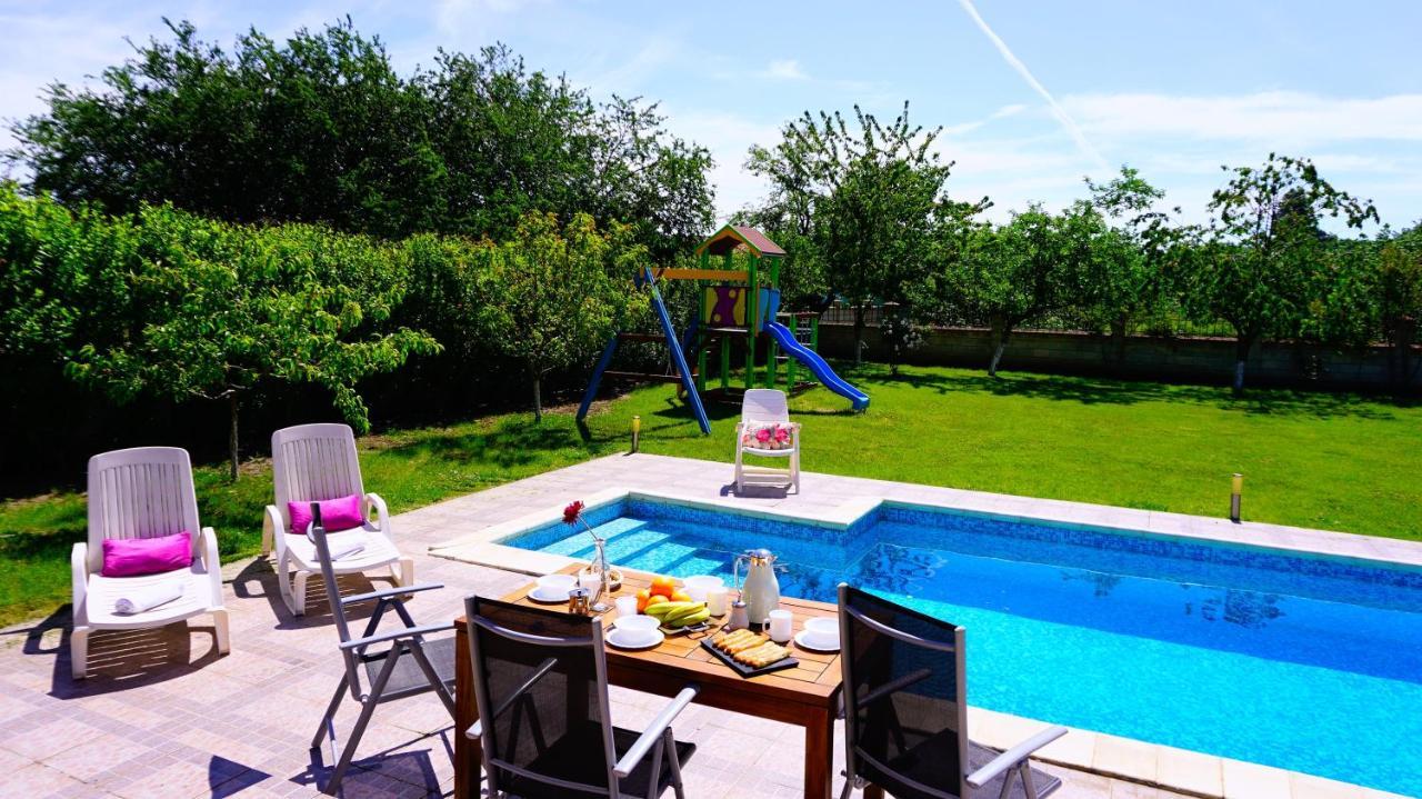 Вила Релакс - villa Relax Sokolovo Экстерьер фото
