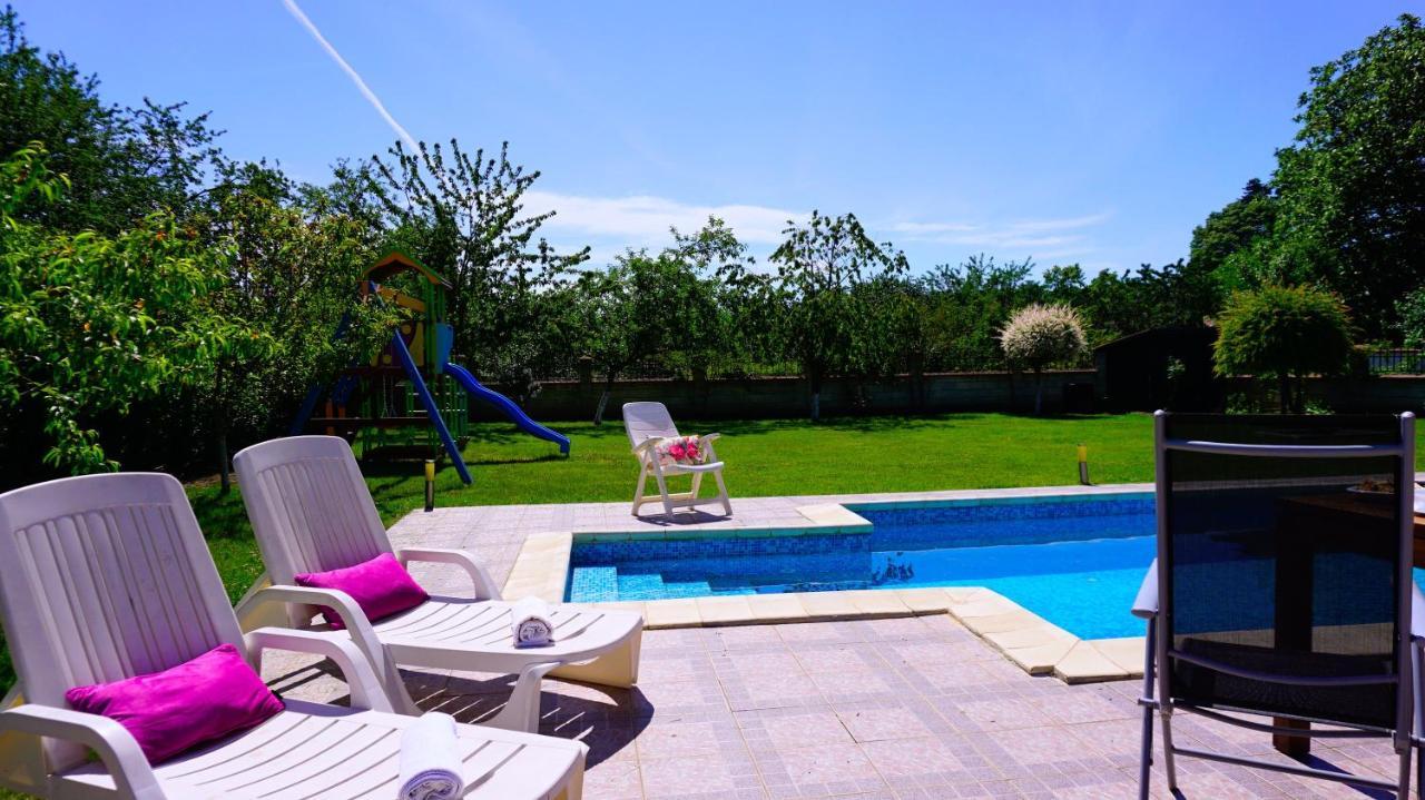 Вила Релакс - villa Relax Sokolovo Экстерьер фото